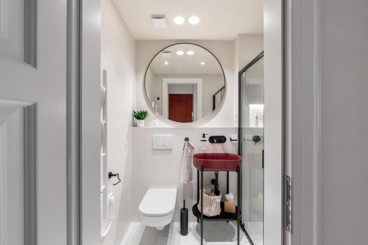 Limewash In Vrsovice District Appartement Prague